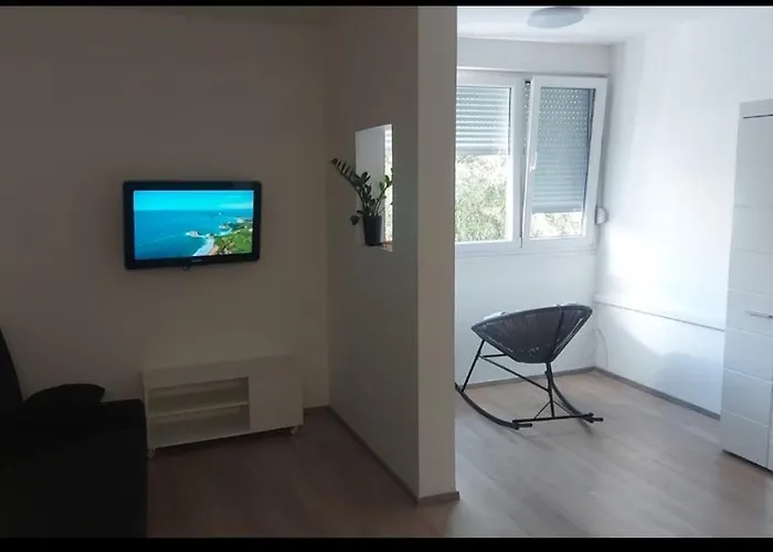 아파트 Milestone 스플리트